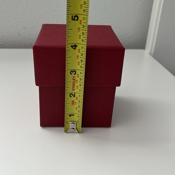 Authentic Cartier Gift Box - Picture 6 of 8